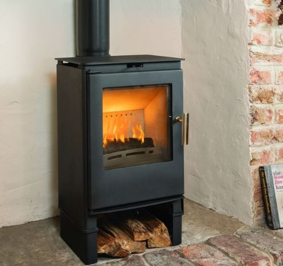 Beltane Brue - 4Kw - Multi-Fuel Convection Stove With Log Store